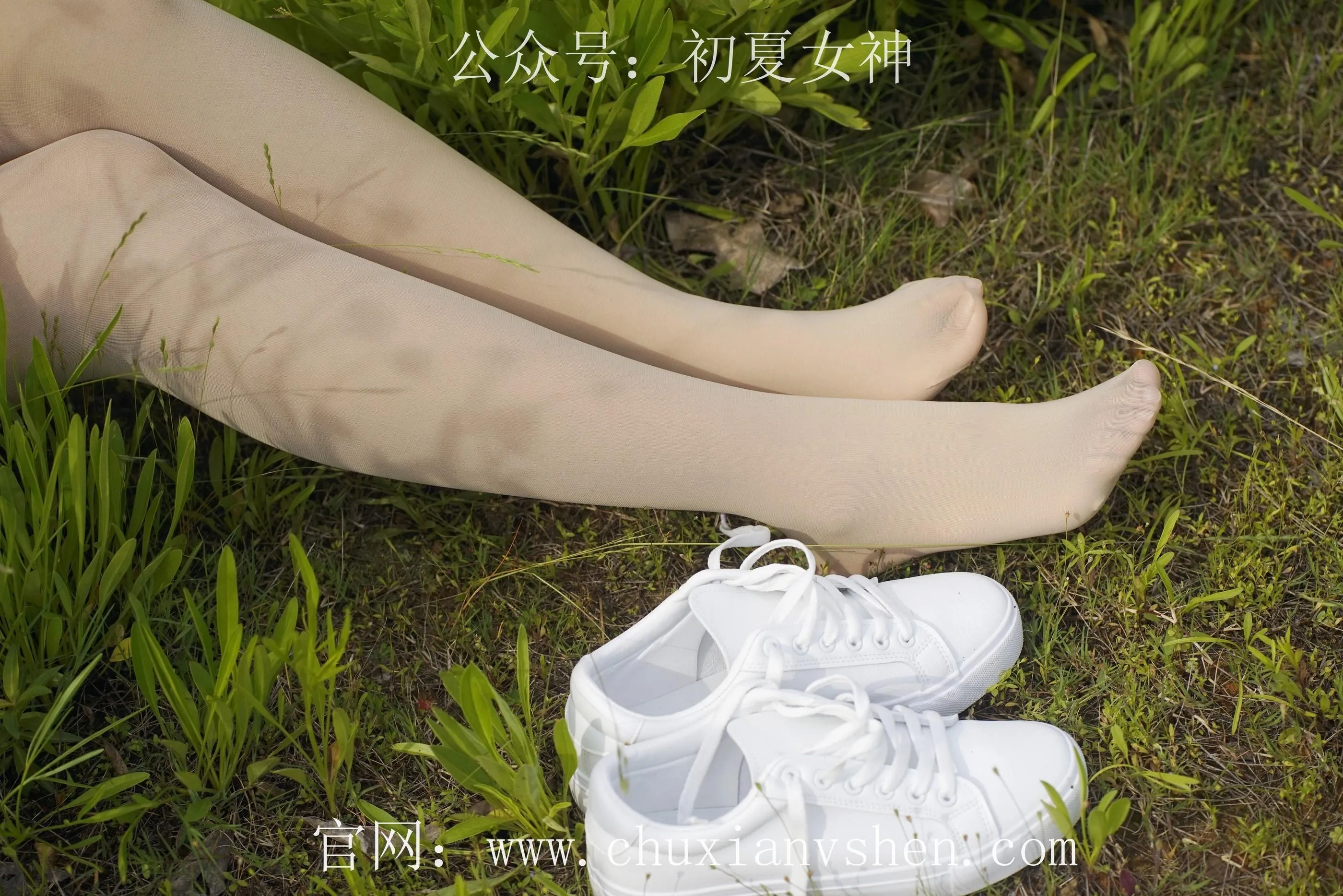 初夏女神 NO.070 依依 邻家女孩-风中少女 [122P]插图9